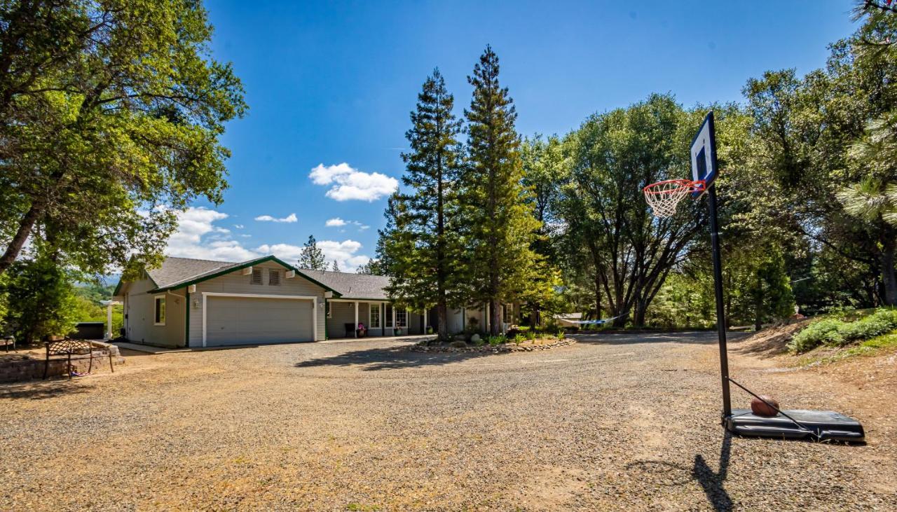 אוקהורסט Spectacular Views W/ Hot Tub/Bbq -Yosemite & Bass Lake מראה חיצוני תמונה